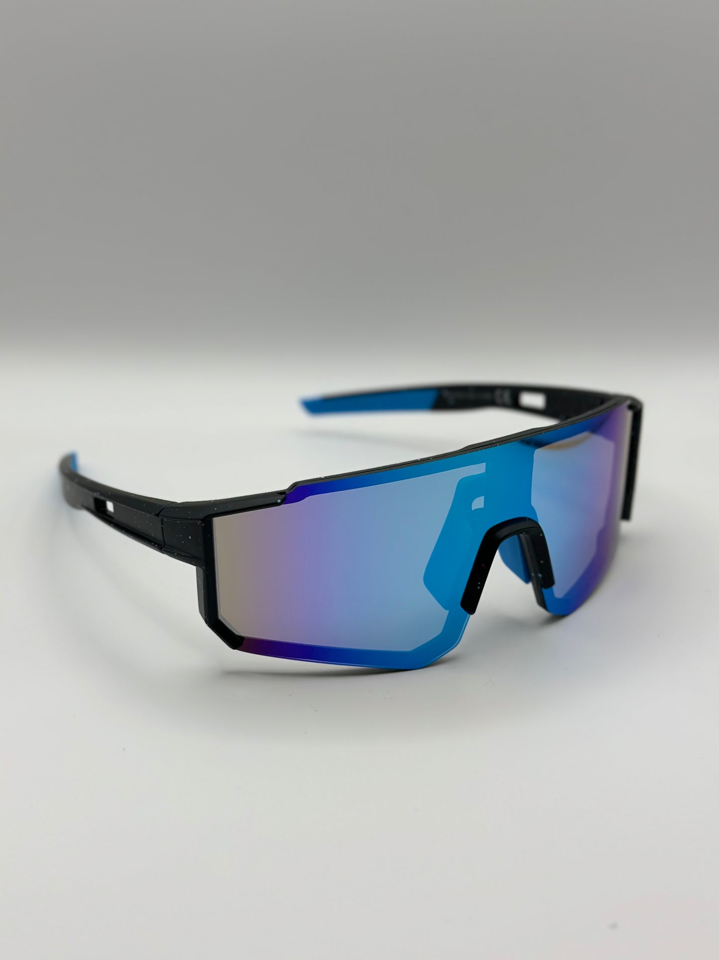 YALOYBA UNISEX MASK - CODE 104