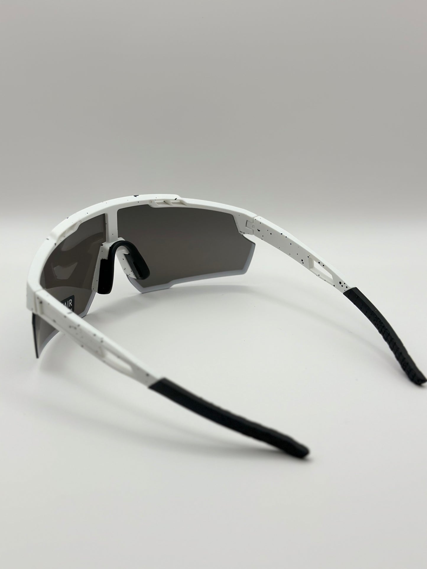 YALOYBA UNISEX MASK - CODE 136